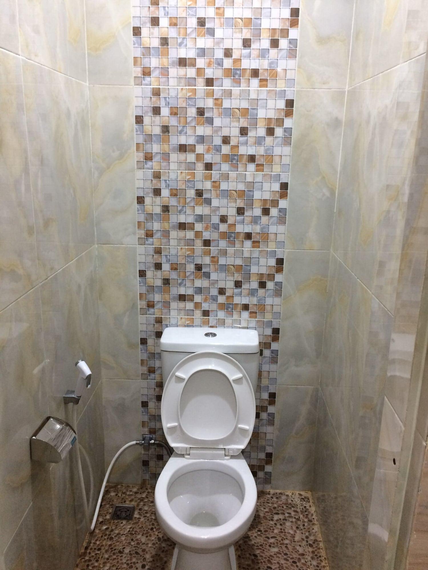 Hotel Oyo 1825 Marcopolo 2*
