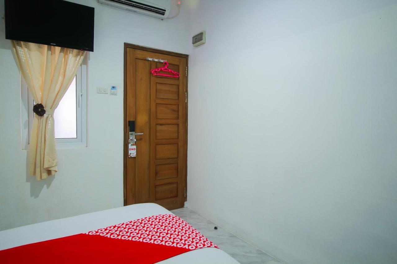 Hotel Oyo 1825 Marcopolo Pekanbaru