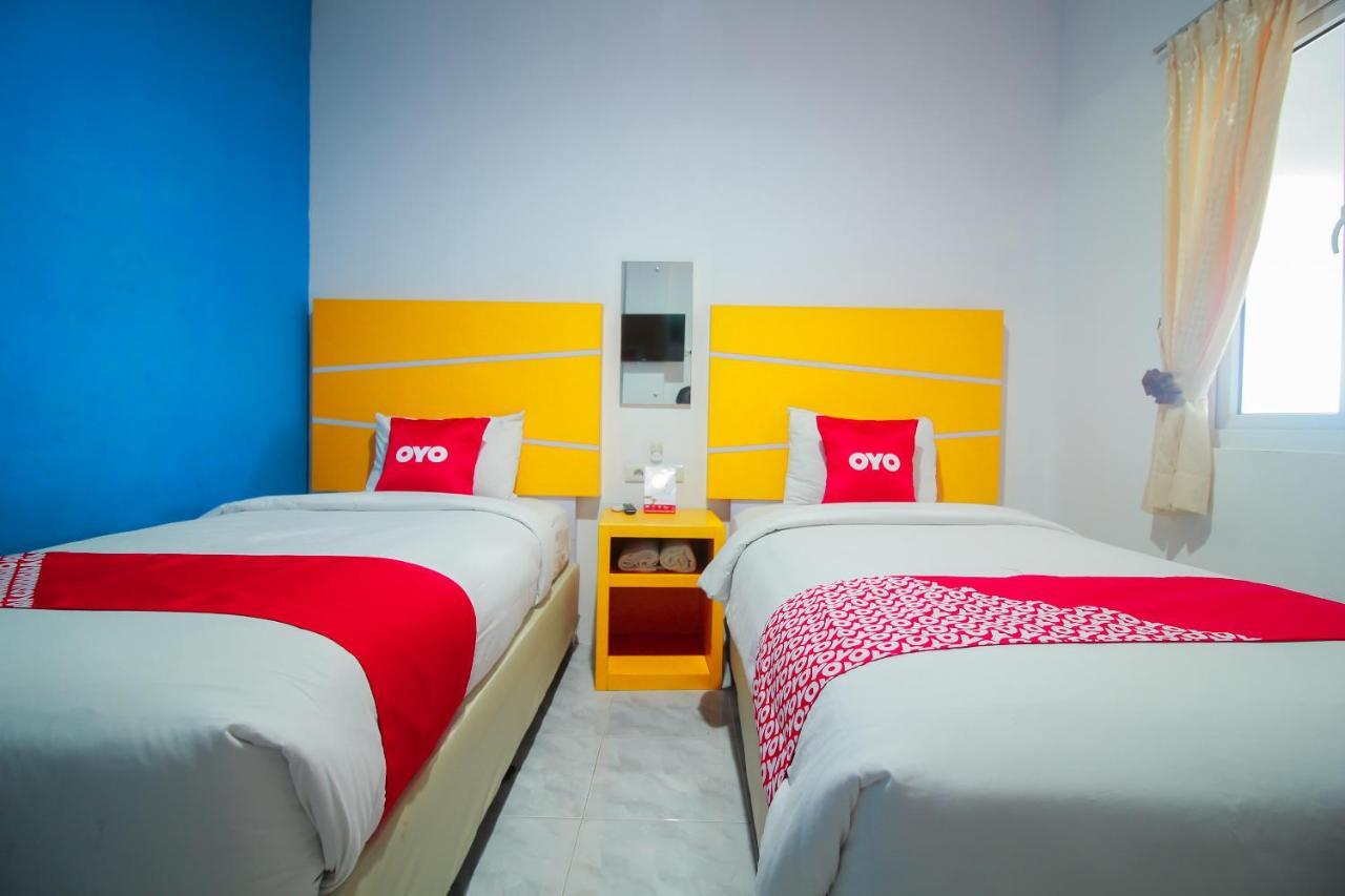 Hotel Oyo 1825 Marcopolo Pekanbaru